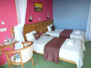 Room - Pine Breeze Holiday Resort (Mombasa)