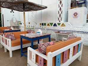 Khu ẩm thực ngoài trời
