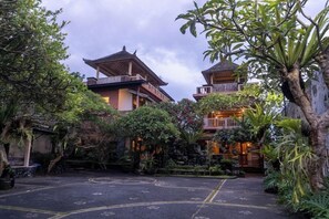 Bahagian luar