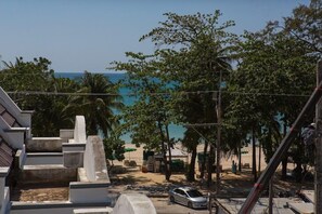 Utsikt mot strand/hav