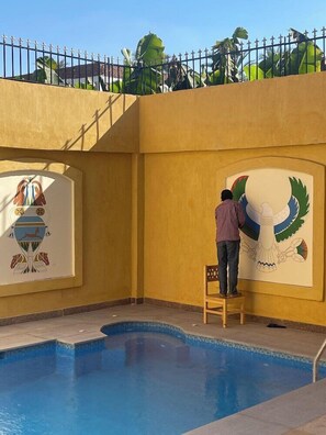 Kolam renang outdoor
