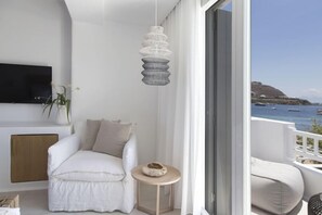 Living area - Adorno Beach Hotel and Suites (Mykonos)
