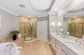 Shower, hair dryer, towels - Caribe Resort CPH15 | Luxurious penthouse with wraparound views of the gulf & bay (Orange Beach)