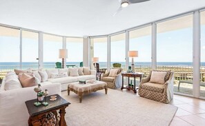 Smart TV - Caribe Resort CPH15 | Luxurious penthouse with wraparound views of the gulf & bay (Orange Beach)