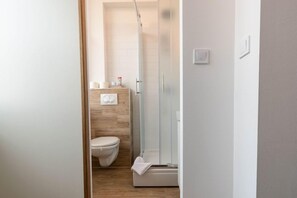 Bathroom - Old Town Rooms Ljiljana (Pula)