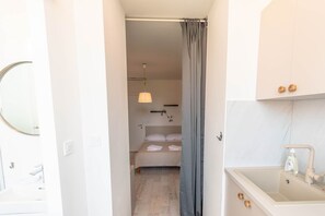 Bathroom - Old Town Rooms Ljiljana (Pula)