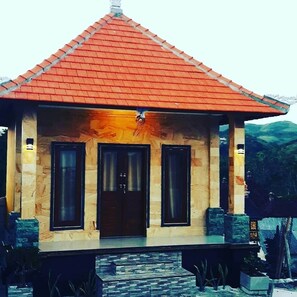 Exterior detail - Dungkap Mount View (Penida Island)