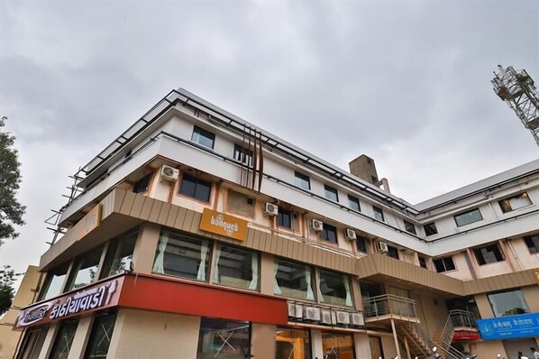 Exterior - Keys Select by Lemon Tree Hotels (Ahmedabad)