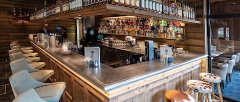 Bar (en la propiedad)