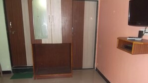 Ảnh chưa phân loại, 2 trong số 12 ảnh, nút