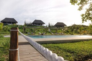 Outdoor pool - Jua Retreat - All Inclusive (Michamvi)