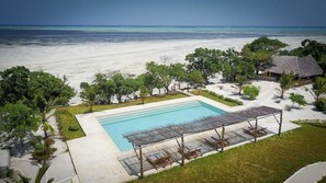 Outdoor pool - Jua Retreat - All Inclusive (Michamvi)