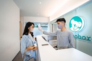 Lobby - Bobobox Pods Paskal (Bandung)