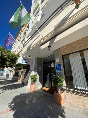Exterior detail - Hotel Mare Estepona (Estepona)