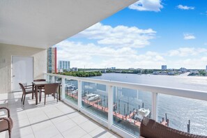 Outdoor dining - Entire condo in Sunny Isles Beach, Florida, United States (Sunny Isles Beach)