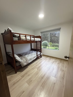 3 habitaciones, wifi y ropa de cama