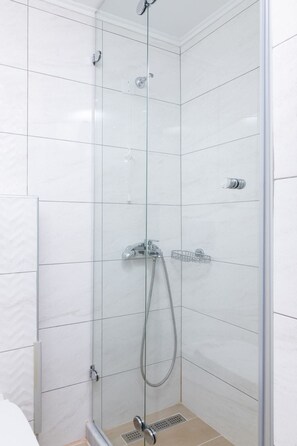 Bathroom - Ragias Studios (Zakynthos)