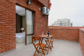 Outdoor dining - Atskuri 60 Boutique Hotel (Tbilisi)