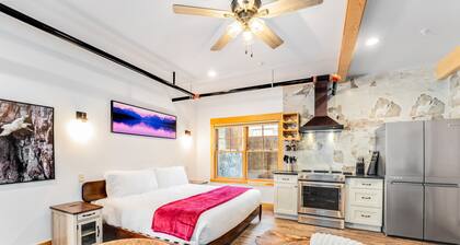New! Lake McDonald Townhome. In Glacier National Park!