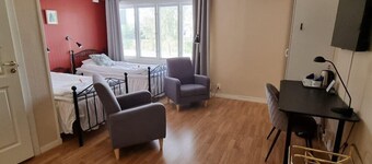 Hotell Zlafen Bed And Breakfast