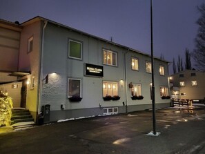 Exterior - Hotell Zlafen Bed And Breakfast (Karlskoga)