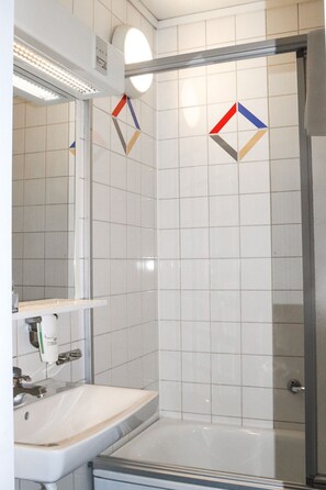 Bathroom - Stadt Hotell & Konferens Lidköping (Lidköping)