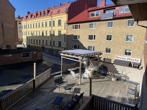 Outdoor dining - Karlskrona Hostel (Karlskrona)