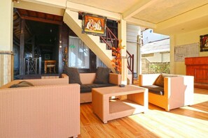 Interior - The Beach Huts (Lembongan Island)