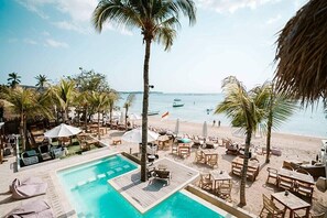 Outdoor pool - Ohana's Boutique Resort and Beach Lounge (Lembongan Island)