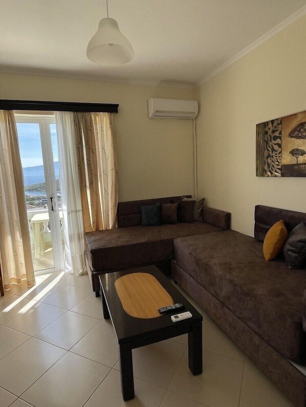 Living area - Relax Apartments Saranda (Sarandë)