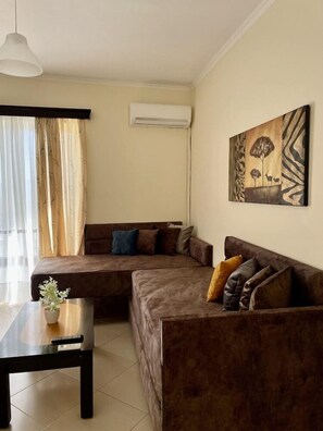 Living area - Relax Apartments Saranda (Sarandë)