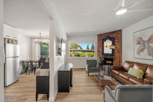 King Suite | BBQ | Fenced Yard | Canyon meadows