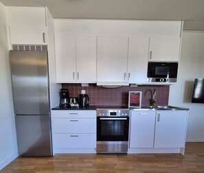 Private kitchen - Hotel Torslanda Studios (Torslanda)
