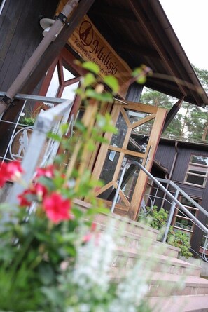 Exterior detail - Hotel Mullsjö (Mullsjö)