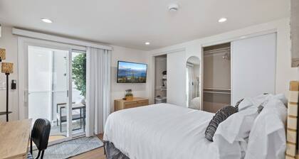 Newly Renovated 1BR Suite, Patio BBQ, Fire Pit