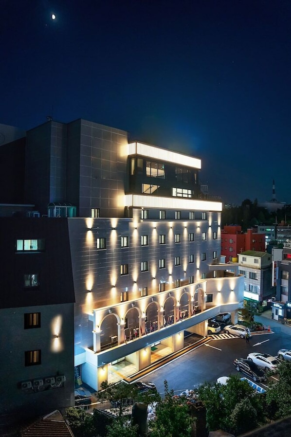 Exterior - Bentley Hotel Chungjang (Gwangju)