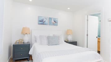 Iron/ironing board, internet, bed sheets