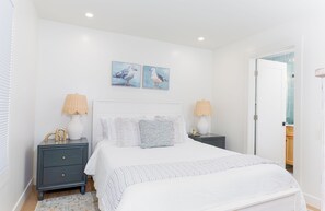 Fer et planche à repasser, accès Internet, draps fournis