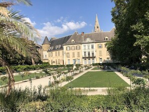 Property grounds - Brit Hotel Essentiel Suisse et Bordeaux (Grenoble)