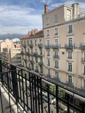 Property grounds - Brit Hotel Essentiel Suisse et Bordeaux (Grenoble)