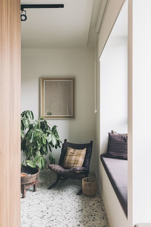 Interior - Yust Antwerpen (Antwerp)
