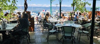 Hotel The Originals Le Jules Verne