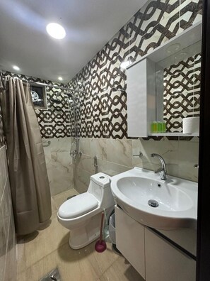 Bathroom - Petra Princes Hotel (Wadi Musa)