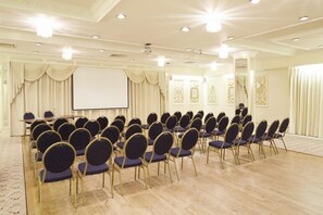 Meeting facility - TLH Carlton Hotel (Torquay)