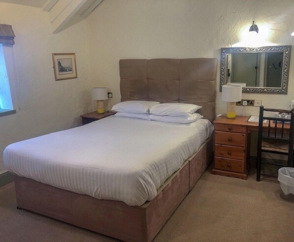 Room - Hoops Country Inn & Hotel (Bideford)