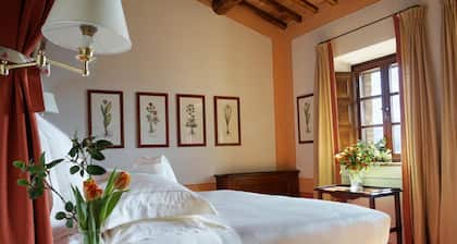 Castello Banfi - Il Borgo