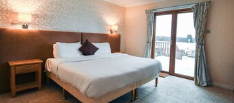 The Boat Country Inn & Restaurant