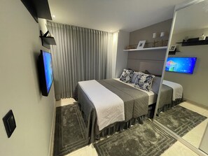 Iron/ironing board, WiFi, bed sheets