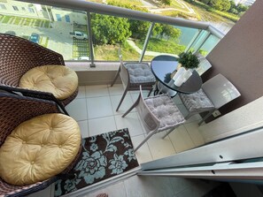 Property grounds - Spacious 3-bedroom condo in amazing Lauro de Freitas with AC and fitness room (Lauro de Freitas)