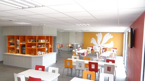 Dining - Kyriad Direct (Cestas)